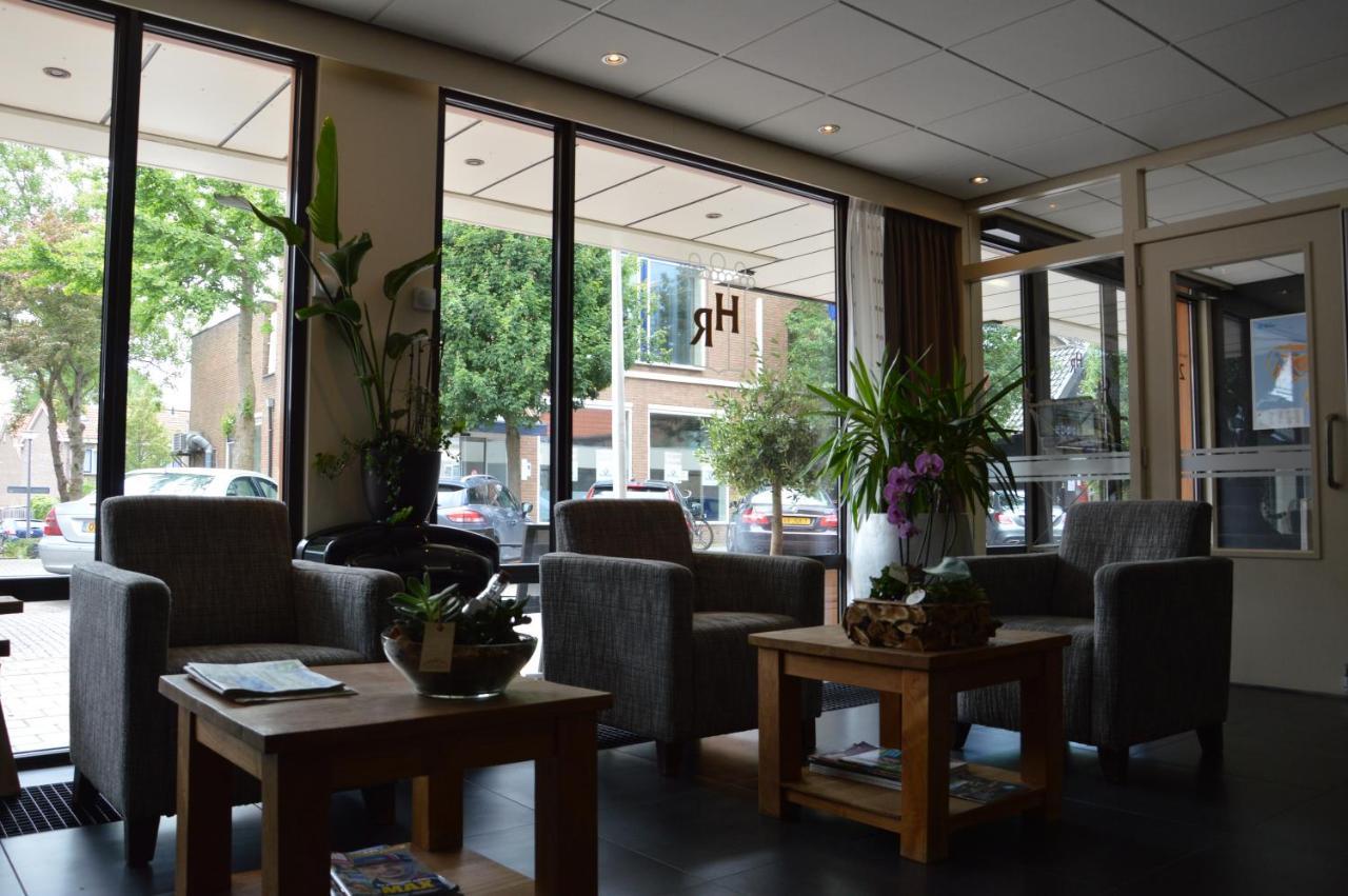 Hotel Rozenburg ภายนอก รูปภาพ