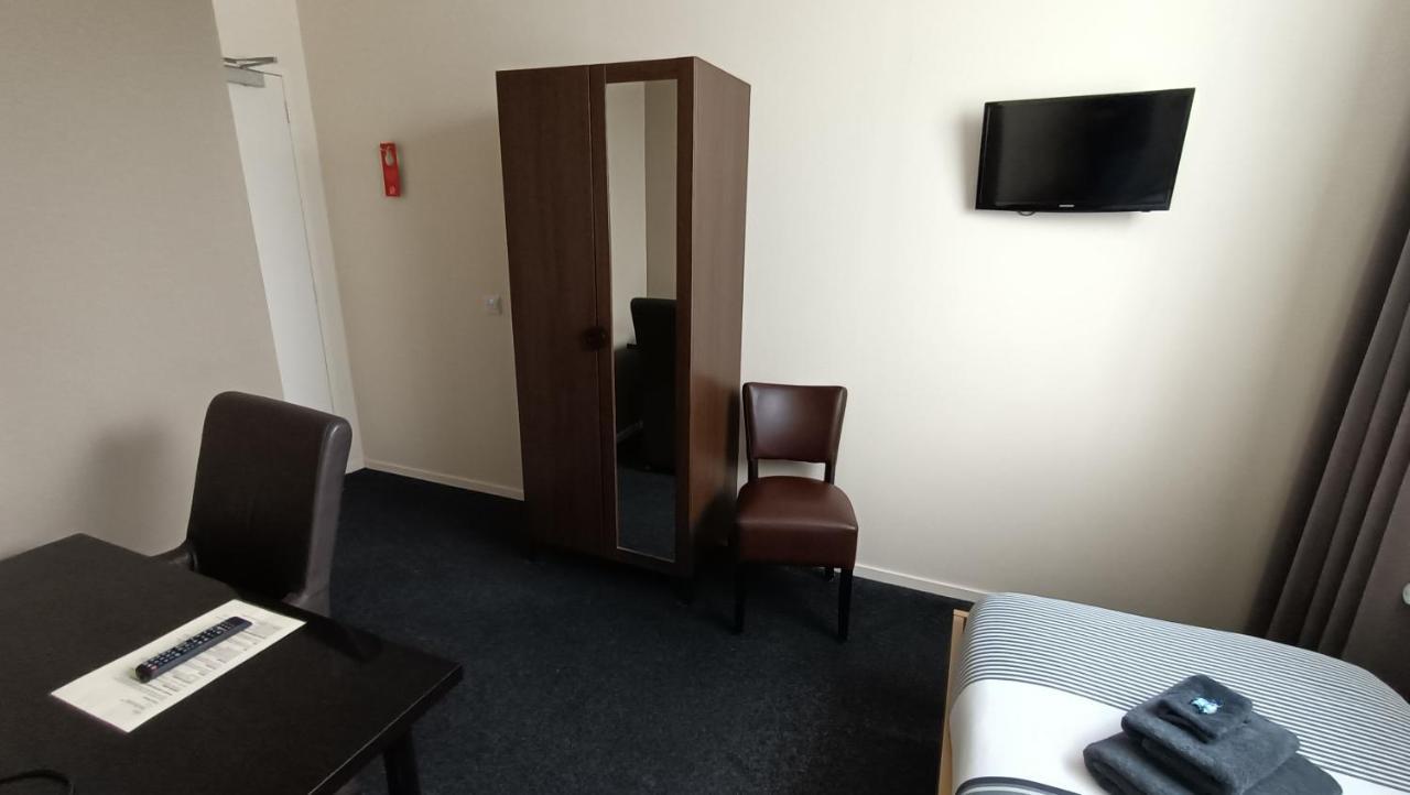 Hotel Rozenburg ภายนอก รูปภาพ