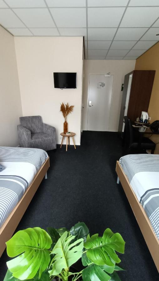 Hotel Rozenburg ภายนอก รูปภาพ
